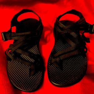 Chaco’s Size 8 Women Black Z Cloud Worn Once